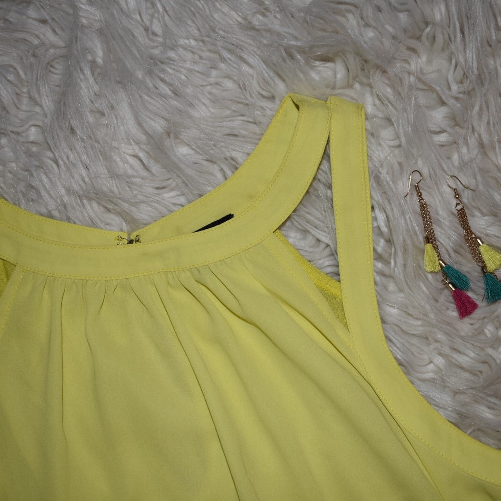 Neon yellow express tank